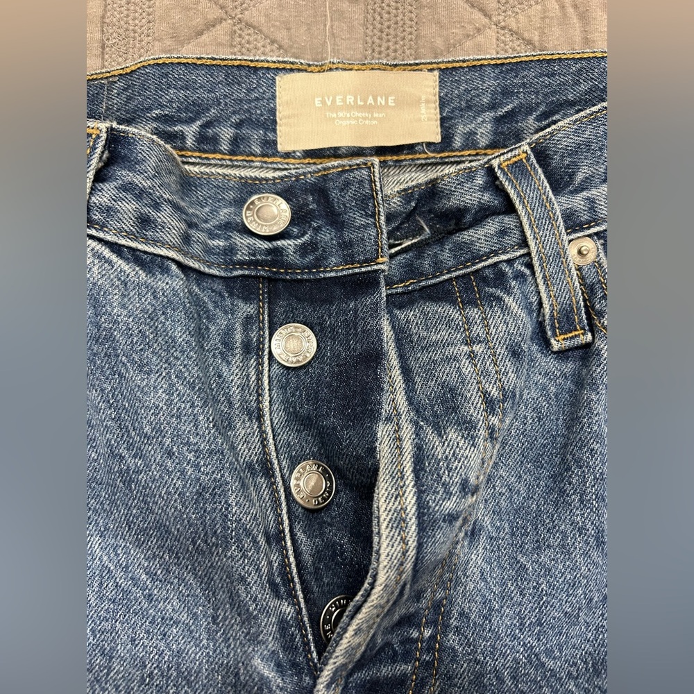 Everlane 90s Cheeky Jeans - Picture 3 of 5